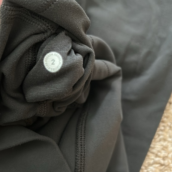 Lululemon align tights grey size 2 - Picture 3 of 3